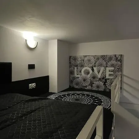 Apartament Z Antresola